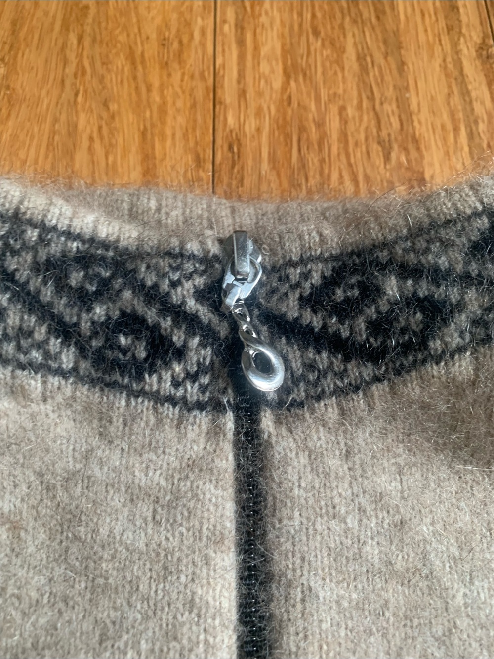 Lothlorian Luxury Possum Merino Wool Jacket - Picture 2 of 4